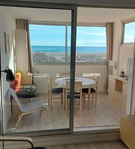 Front De Port-leucate 아파트
